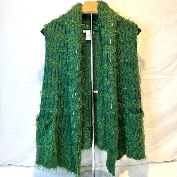 Alberto Makali Jackets & Blazers - Alberto Makali Green Beaded Knit Sleeveless Mob Wife Cardigan Vest Size Large